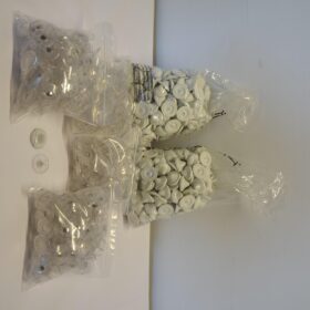 500 PLACCHE ANTITACCHEGGIO RIGIDE CON CHIODINI