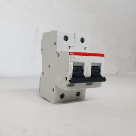 INTERRUTTORE MAGNETOTERMICO ABB mod. 2CCS892001R0324S802-C32