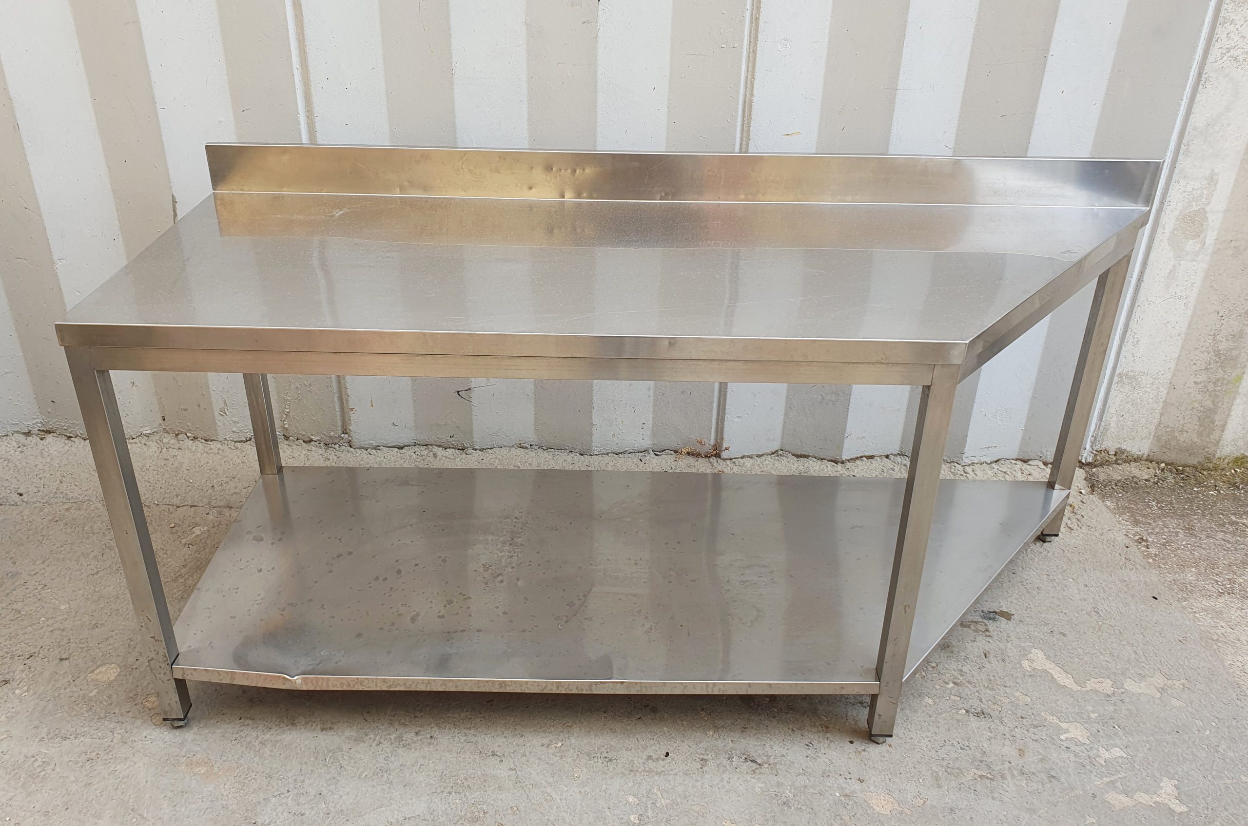 3040 -- 000 (3621) TAVOLO DA LAVORO IN ACCIAIO INOX ANGOLARE - immagine 1