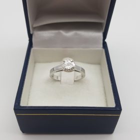 ANELLO IN ORO BIANCO 750 CON DIAMANTE TAGLIO BRILLANTE 1 CARATO CIRCA