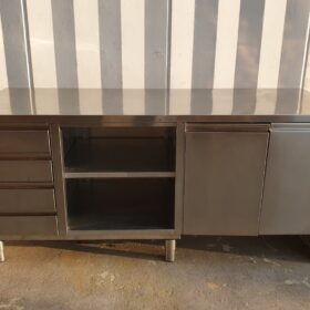 BANCONE IN ACCIAIO INOX cm 200x70x93h