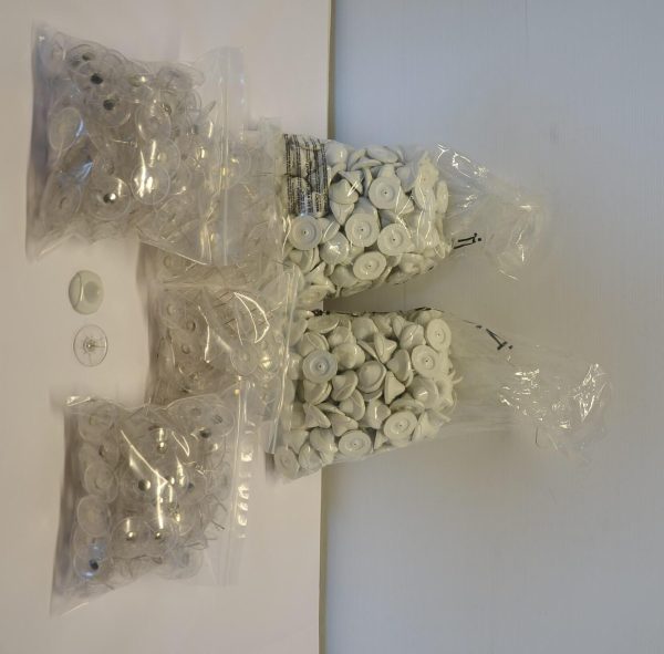 500 PLACCHE ANTITACCHEGGIO RIGIDE CON CHIODINI