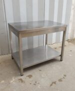 TAVOLO IN ACCIAIO INOX CON DUE RIPIANI cm 100x70x84h - immagine 2