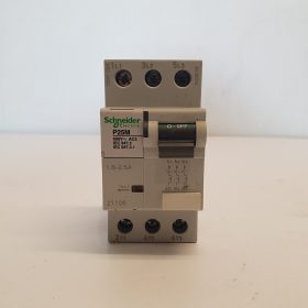 INTERRUTTORE MAGNETOTERMICO SCHNEIDER mod. P25M - 3 POLI