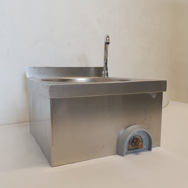 LAVAMANI CON PULSANTE TEMPORIZZATO