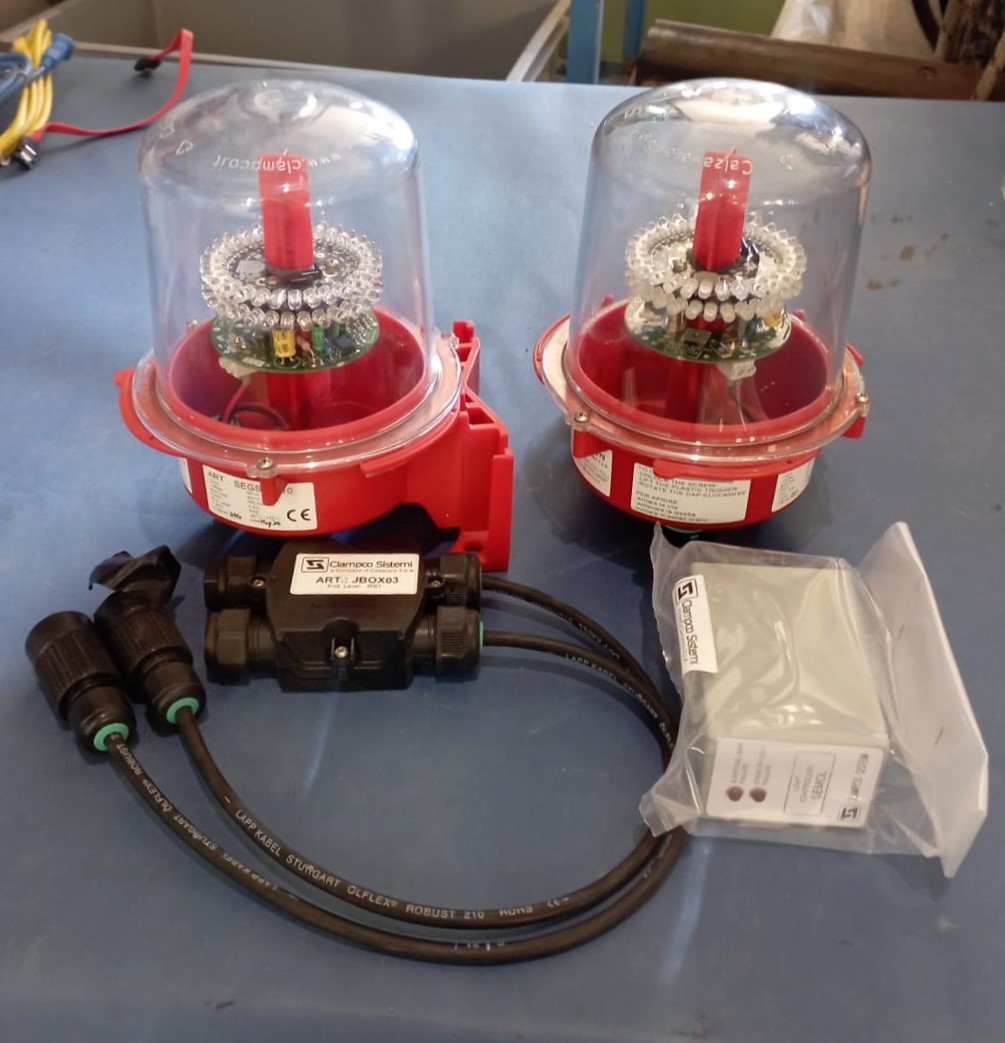 3124 -- 000 (3709) LUCE DI SEGNALAZIONE CLAMPCO SISTEMI mod. SEGS48B10 - immagine 1